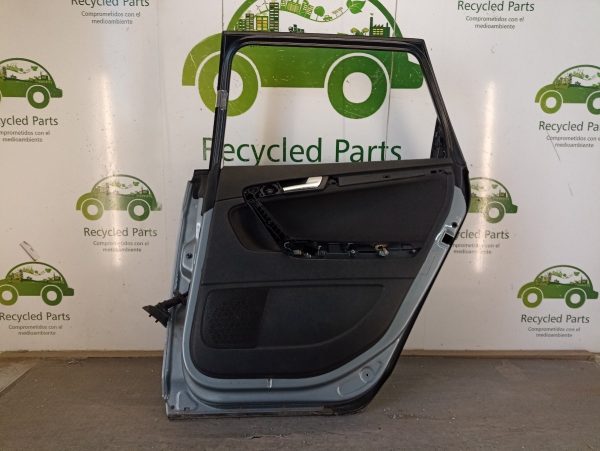 Puerta Trasera Derecha Audi A3 2da (04464406) Lp