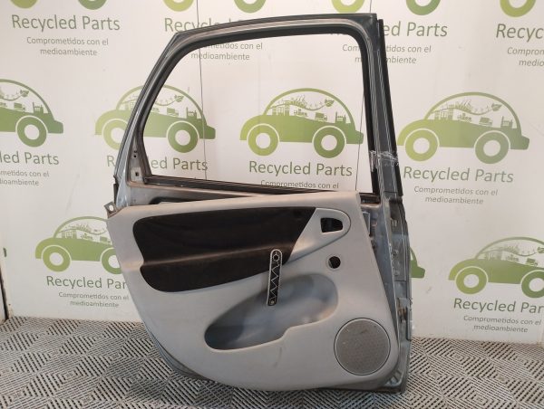 Puerta Trasera Izquierda Citroen Xsara Picasso (05314948)