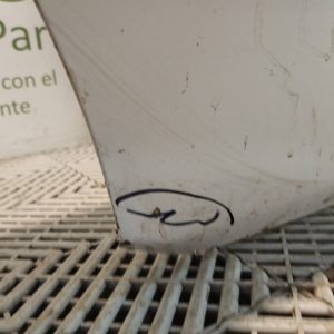 Puerta Trasera Derecha Chevrolet Corsa (05018564)