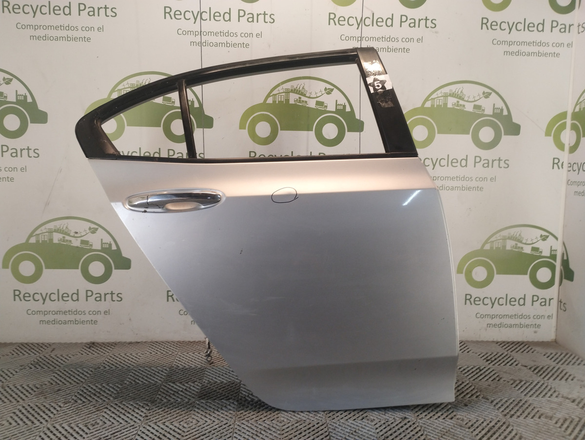 Puerta Trasera Derecha Honda City (06164409)