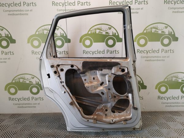 Puerta Trasera Izquierda Ford Focus 1 (05257679)