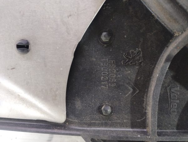 Electroventilador Citroen C4 Cactus 1.6 (04863162)