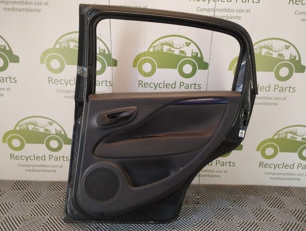 Puerta Trasera Derecha Fiat Punto (04861940)
