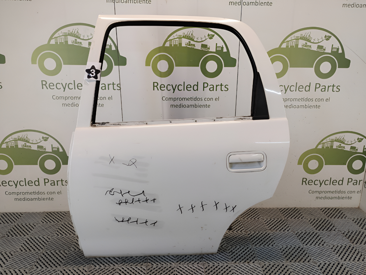 Puerta Trasera Izquierda Chevrolet Corsa (04537597)