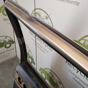 Puerta Trasera Derecha Ford Focus 1 (04798655) Lp