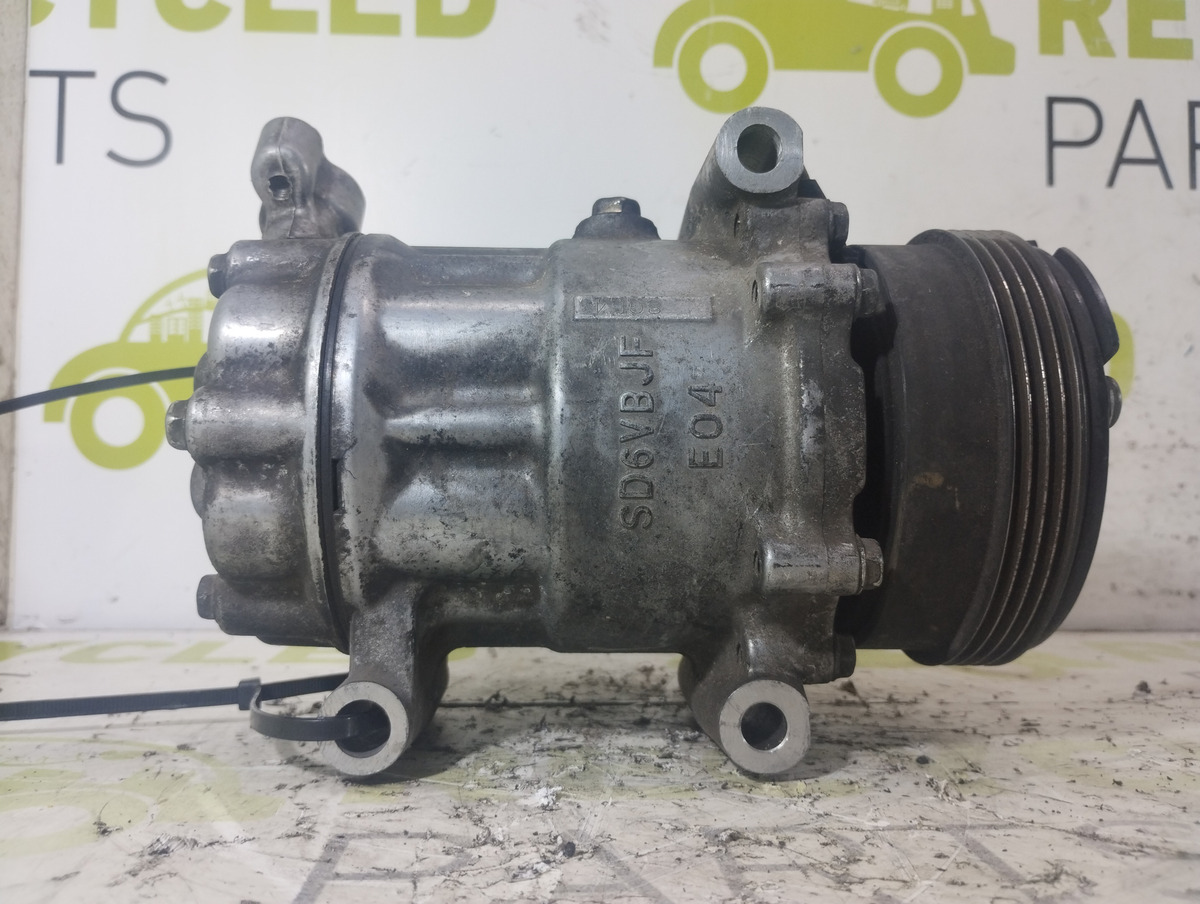 Compresor De A/a Renault Clio 1.2 (06133208)