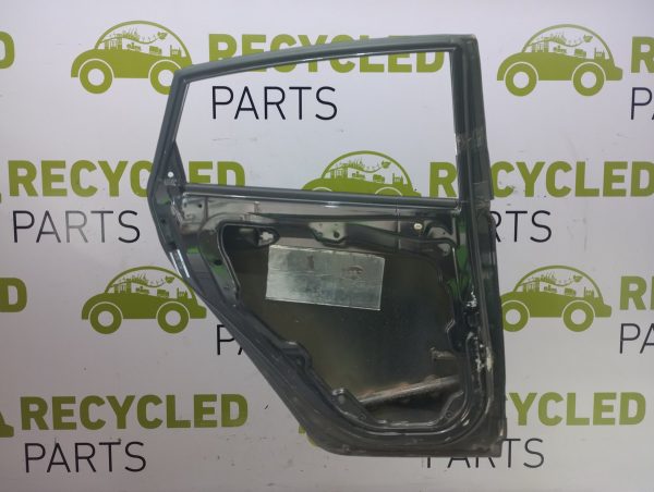 Puerta Trasera Izquierda Ford Fiesta Kd 5p (04899706) Lp*
