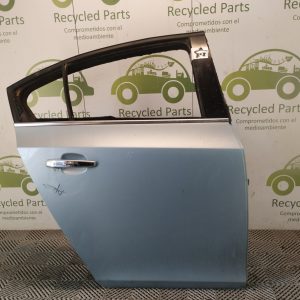 Puerta Trasera Derecha Chevrolet Cruze 4p (05959440)