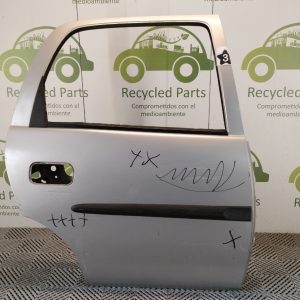 Puerta Trasera Derecha Chevrolet Corsa (05132800)