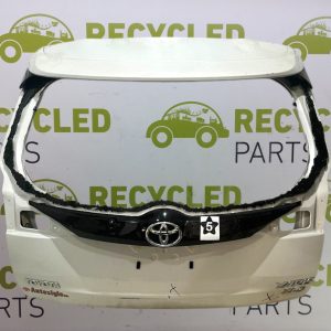 Porton Trasero Toyota Yaris Ln (05225935) Lp