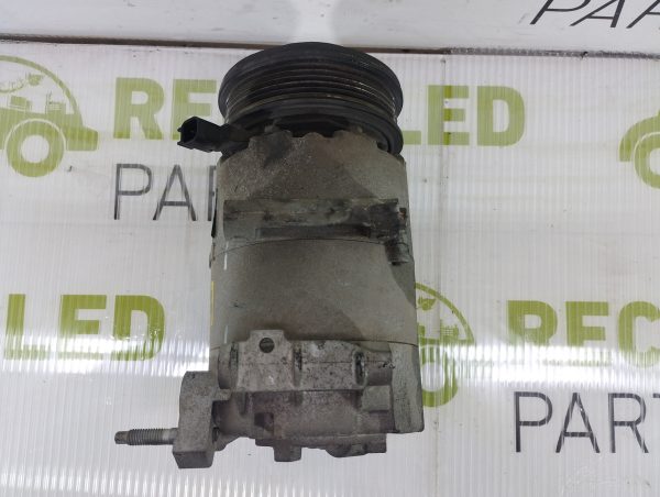 Compresor De A/a Ford Fiesta Kinetic 1.6 (05728564)