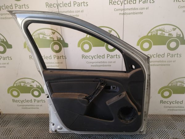 Puerta Delantera Izquierda Renault Sandero Lv (05847358)
