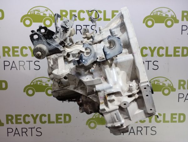 Caja De Velocidades Toyota Etios 1.5 16v (05919505)