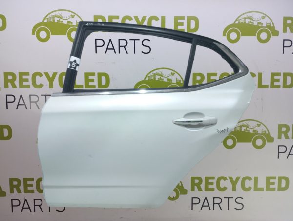 Puerta Trasera Izquierda Citroen C4 Lounge (04981874) Lp