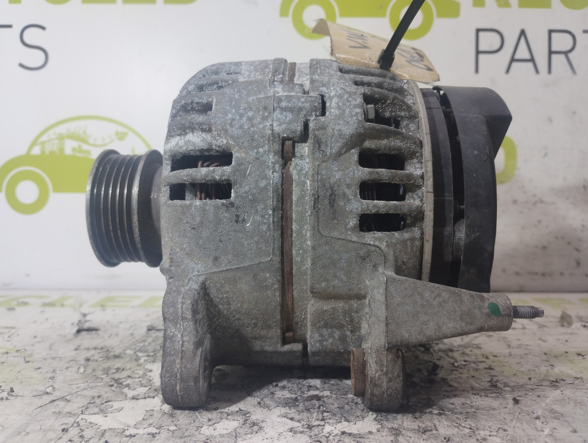 Alternador Vw Vento 2.5 (06120242)