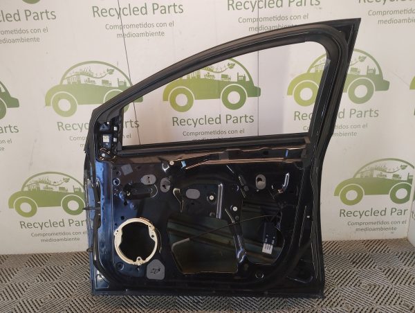 Puerta Delantera Derecha Ford Focus F3 (06023715)