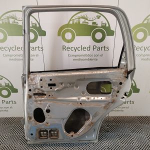 Puerta Trasera Derecha Chevrolet Corsa (05132800)