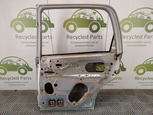 Puerta Trasera Derecha Chevrolet Corsa (05132800)