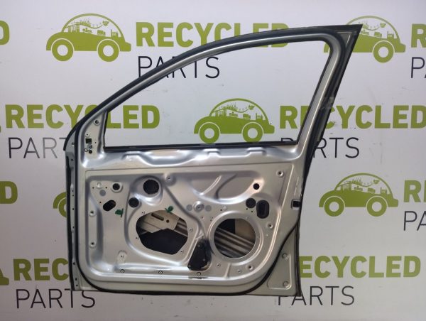 Puerta Delantera Derecha Vw Vento Lv (04340058) Lp