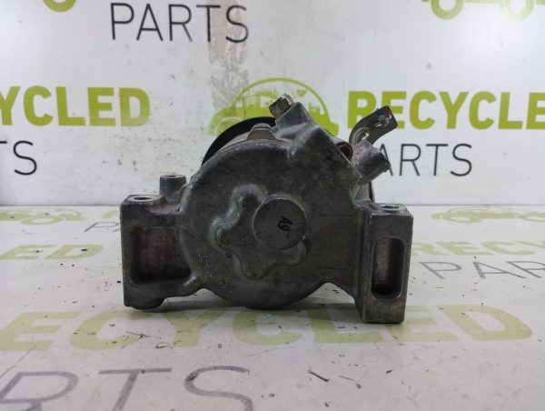 Compresor De A/a Toyota Yaris 1.5 (05027976)