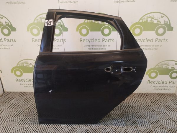 Puerta Trasera Izquierda Ford Focus F3 (06023710)