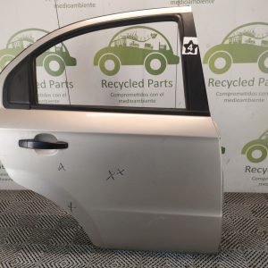 Puerta Trasera Derecha Chevrolet Aveo (06144035)