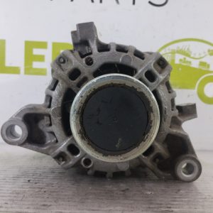 Alternador Toyota Hilux 2.8 (05762752)