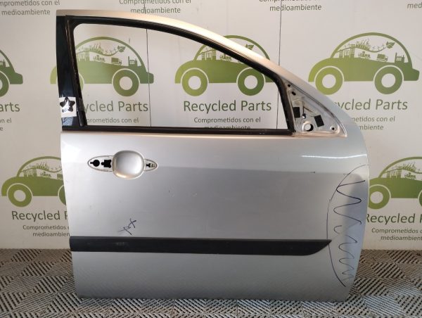 Puerta Delantera Derecha Ford Focus 1 (05290683) Lp
