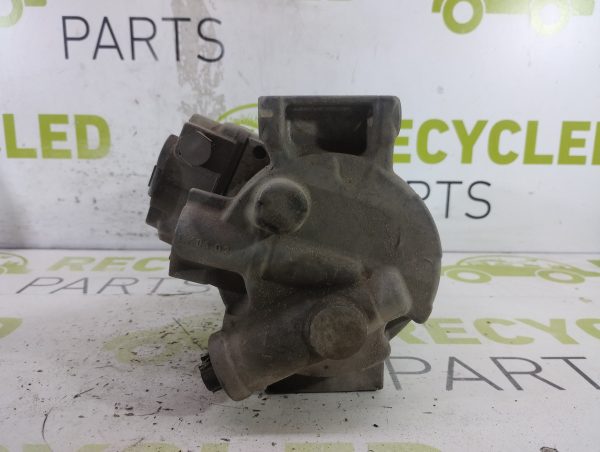 Compresor De A/a Toyota Corolla 1.8 2zr (06156559)