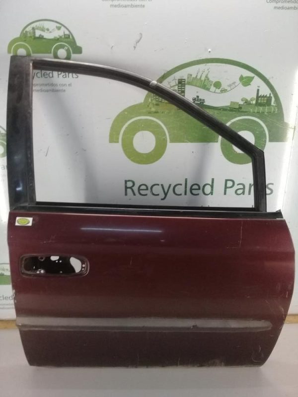 Puerta Delantera Derecha Dodge Caravan (03285179)