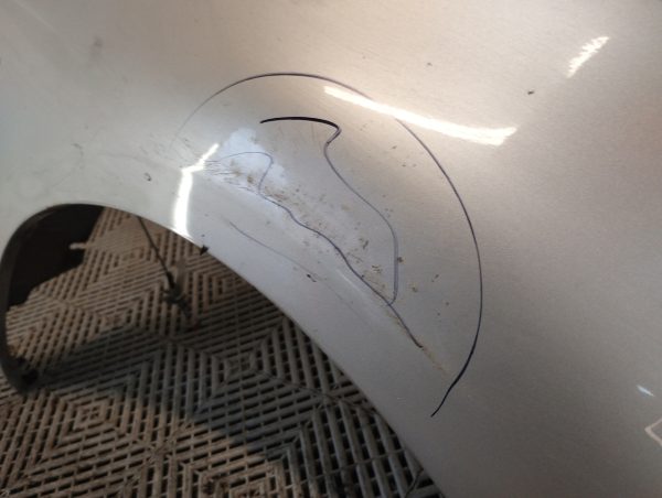 Guardabarro Derecho Vw Gol Trend G8 Msi (05887456)