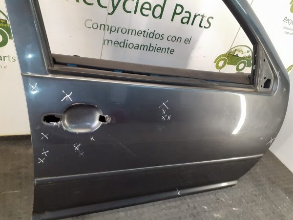 Puerta Delantera Derecha Vw Bora (04422088)