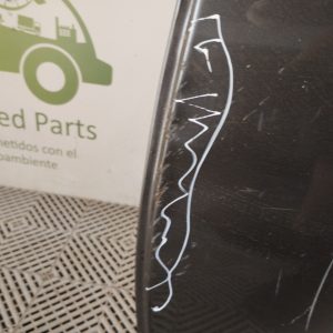 Puerta Trasera Izquierda Chevrolet Corsa (05237392)