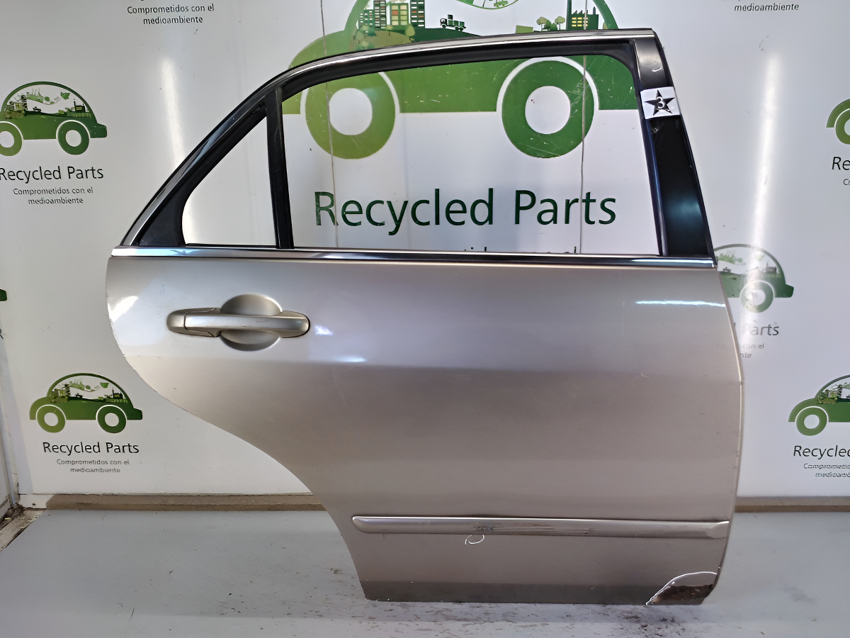 Puerta Trasera Derecha Honda Accord 7ma (03628211)