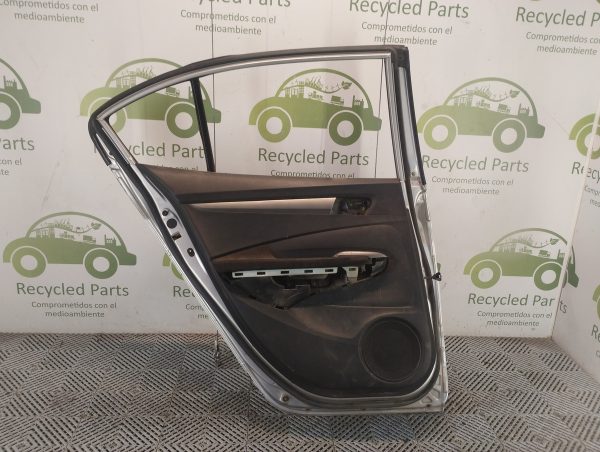 Puerta Trasera Izquierda Honda City (06164410)