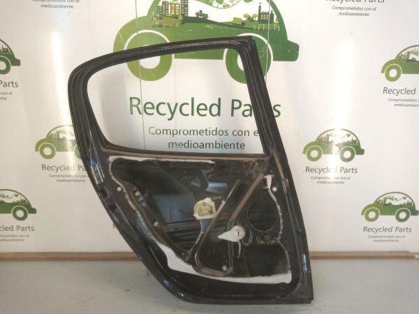 Puerta Trasera Izquierda Peugeot 207 (03037378)