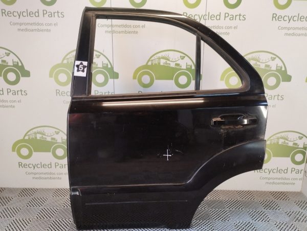 Puerta Trasera Izquierda Kia Sorento (04026821)