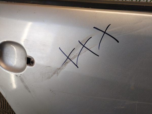Puerta Trasera Derecha Vw Fox Lv (05501689)