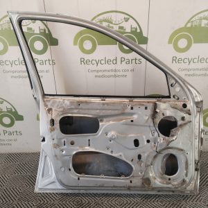 Puerta Delantera Izquierda Chevrolet Corsa (06179045)