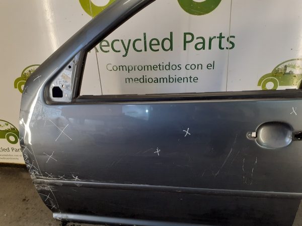 Puerta Delantera Izquierda Vw Bora (04422090)