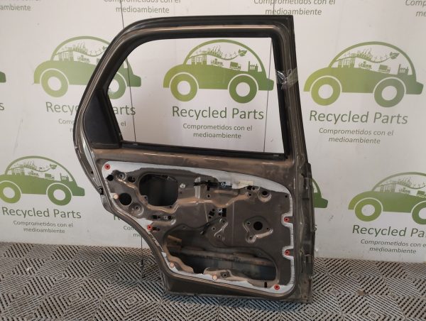 Puerta Trasera Izquierda Fiat Palio Adv F3 (05366053)