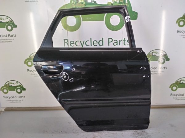 Puerta Trasera Derecha Audi A3 2da (03023508)