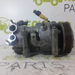 Compresor De A/a Peugeot 2008 1.6 Thp (05607431)
