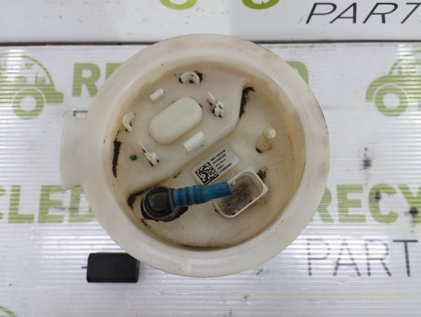 Bomba De Nafta Bmw X1 2.0 (05324883)