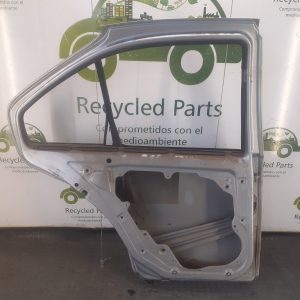 Puerta Trasera Izquierda Vw Bora (03574208) Lp