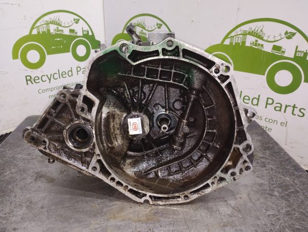 Caja De Velocidades Chevrolet Corsa 1.4 8v (05384802)