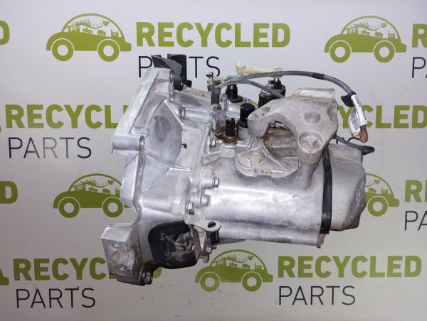 Caja De Velocidades Peugeot 208 1.6 16v (03091981)