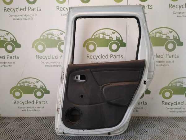 Puerta Trasera Derecha Renault Duster (05131823)