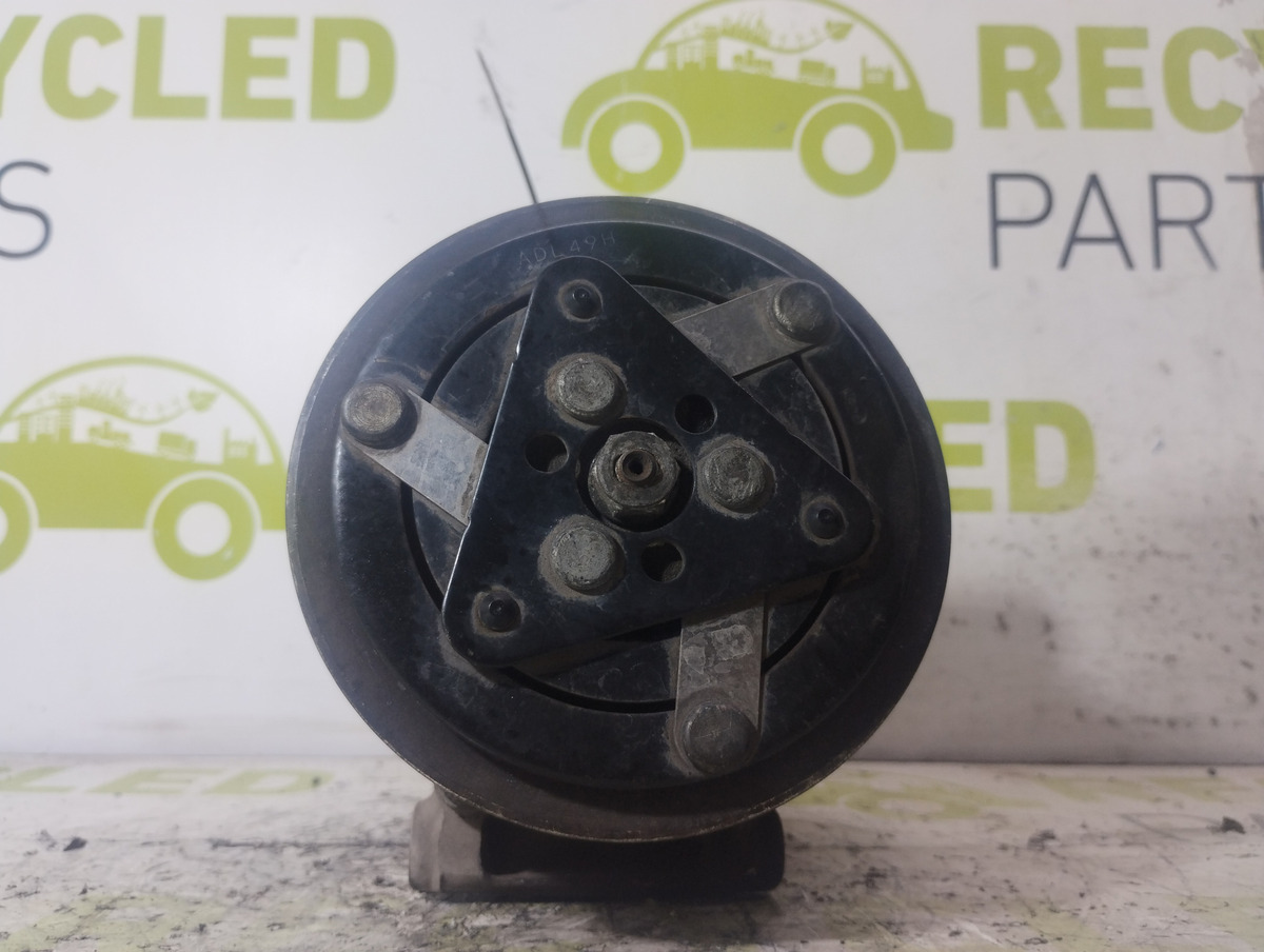 Compresor De A/a Peugeot 207 1.4 (06245689)