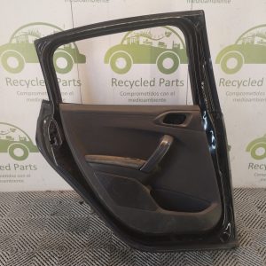 Puerta Trasera Izquierda Peugeot 208 (06015858)